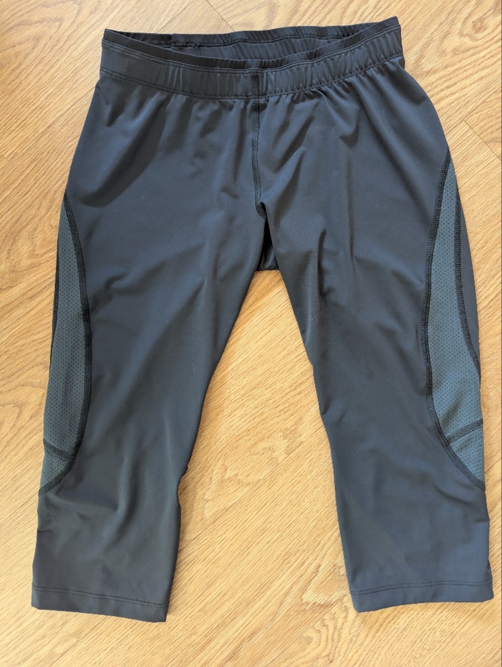 Arc'teryx Black Women's Capri Leggings